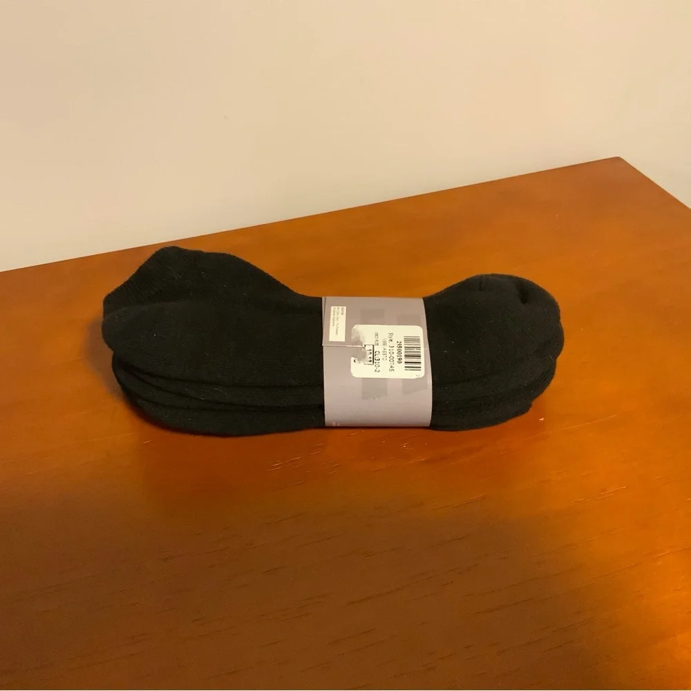SOLD-Men’s 3 Pack High Ankle Socks - Picture 2 of 3